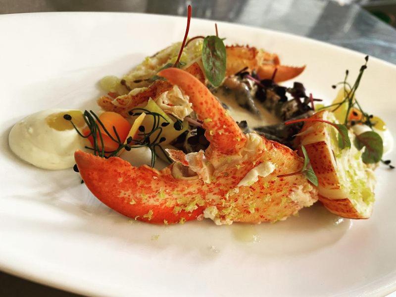 Hotel Le Bellevue Les Roches-de-Condrieu 外观 照片